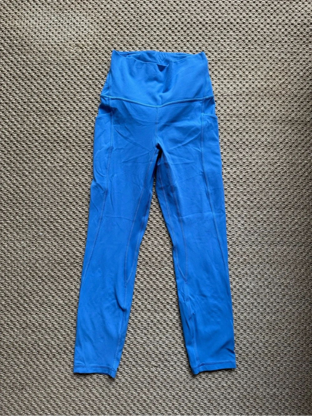 Lululemon | align cropped legging with pockets | size 4